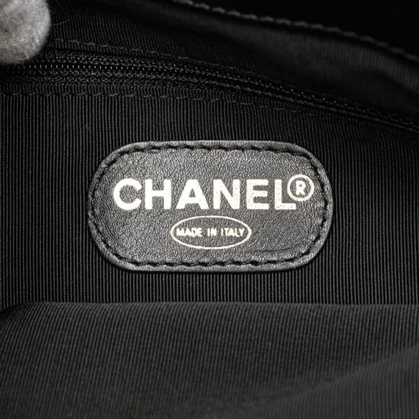 Pre-owned Chanel CC Lambskin Tortoise Handle Tote Black