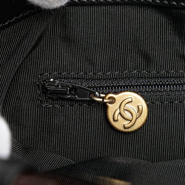 Pre-owned Chanel CC Lambskin Tortoise Handle Tote Black