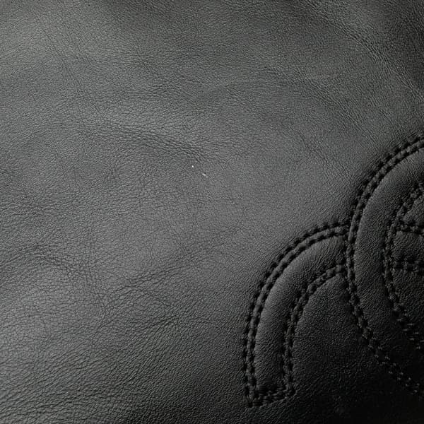 Pre-owned Chanel CC Lambskin Tortoise Handle Tote Black