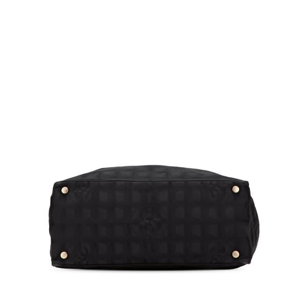 Pre-owned Chanel New Travel Line Nylon Tote Black