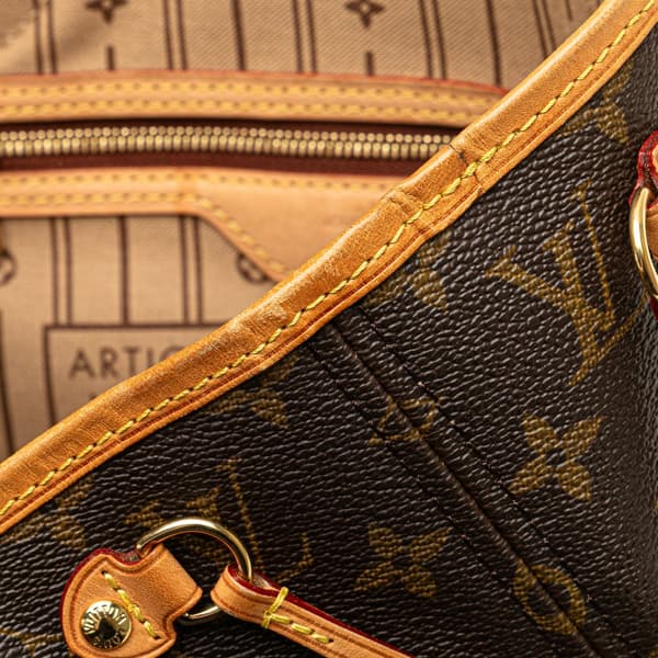 Pre-owned Louis Vuitton Monogram Neverfull PM Brown