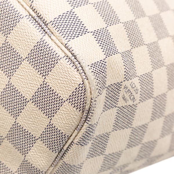 Pre-owned Louis Vuitton Damier Azur Neverfull MM White