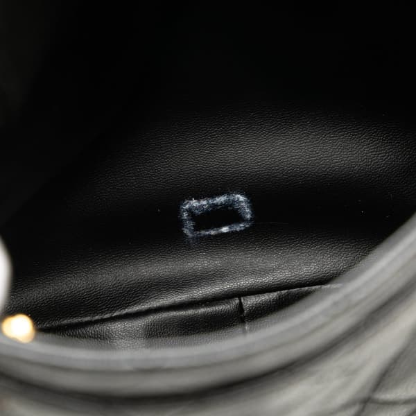 Pre-owned Chanel Quilted Caviar Chain Tote Black