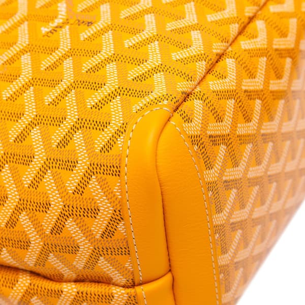Pre-owned Goyard Goyardine Artois PM Yellow