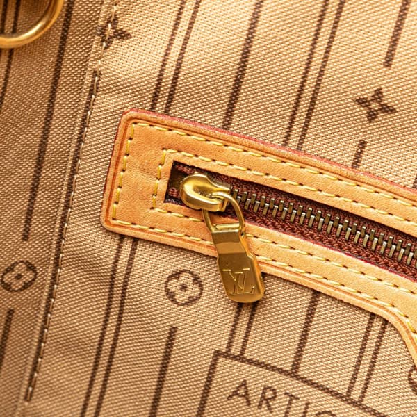 Pre-owned Louis Vuitton Monogram Neverfull PM Brown