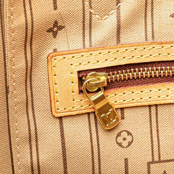Pre-owned Louis Vuitton Monogram Neverfull MM Brown
