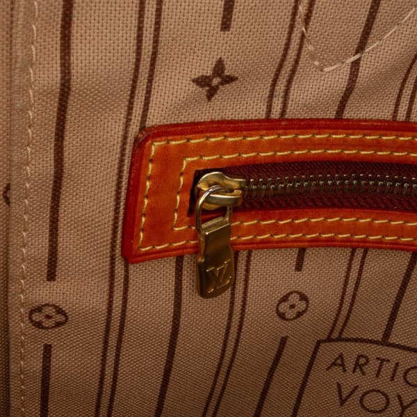 Pre-owned Louis Vuitton Monogram Neverfull MM Brown