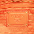 Miniatyrbillede 5 af 10: Pre-owned Prada Vernice and Tessuto Ruffle Tote Orange