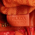 Miniatyrbillede 8 af 10: Pre-owned Prada Vernice and Tessuto Ruffle Tote Orange