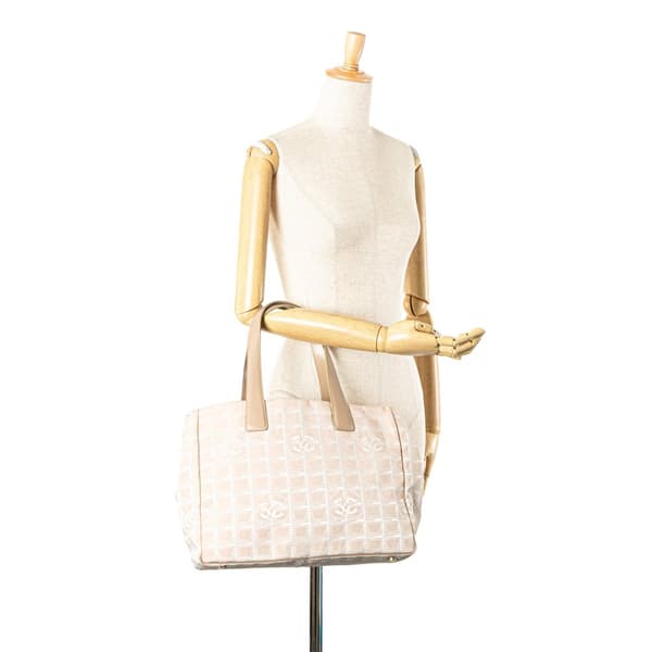 Pre-owned Chanel New Travel Line Nylon Tote Brown