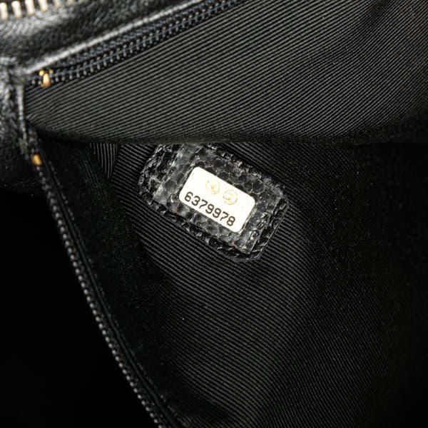 Pre-owned Chanel Caviar Medallion Tote Black