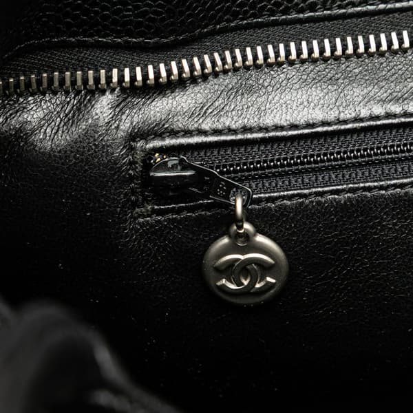 Pre-owned Chanel Caviar Medallion Tote Black