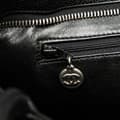 Pikkukuva 7 / 10: Pre-owned Chanel Caviar Medallion Tote Black