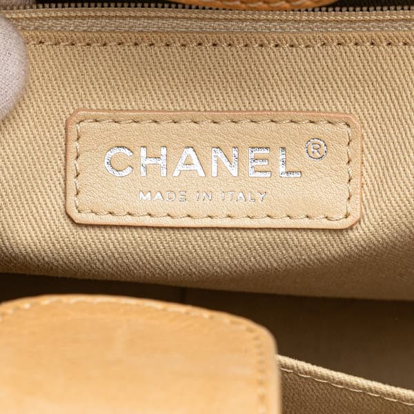Pre-owned Chanel Caviar Petite Shopping Tote Brown