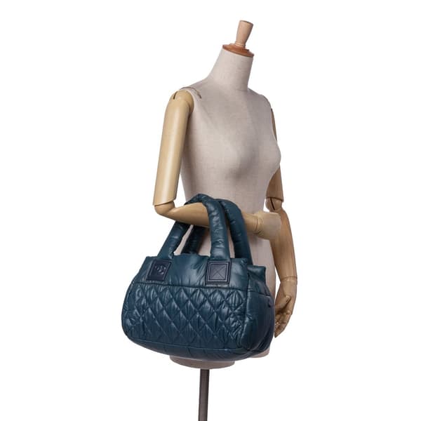 Pre-owned Chanel Small Quilted Nylon Coco Cocoon Tote Blue