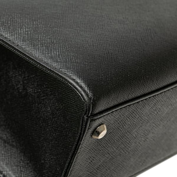 Pre-owned Burberry Leather Tote Black