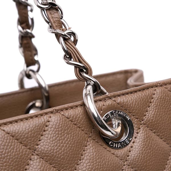 Pre-owned Chanel Caviar Grand Shopping Tote Brown