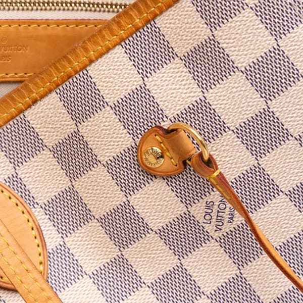 Pre-owned Louis Vuitton Damier Azur Neverfull MM White