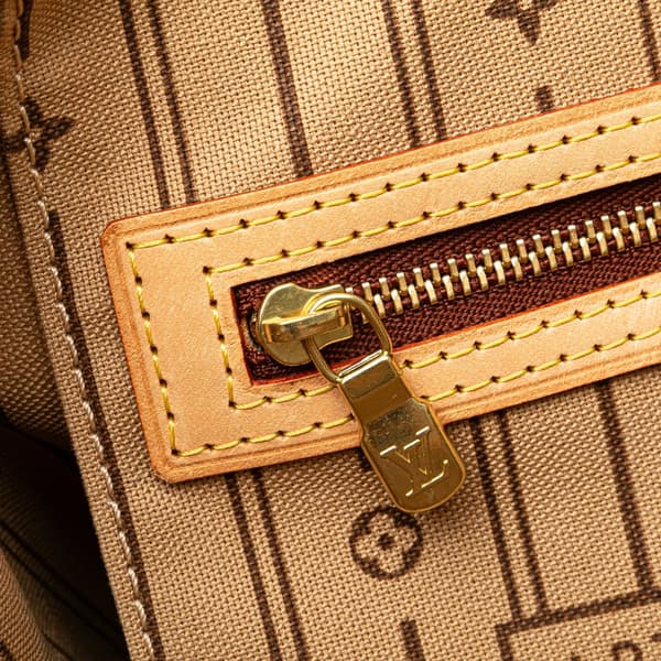 Pre-owned Louis Vuitton Monogram Neverfull PM Brown