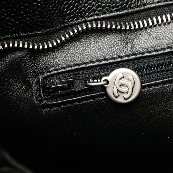 Pre-owned Chanel Caviar Medallion Tote Black