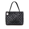Miniatyrbild 1 av 10: Pre-owned Chanel Caviar Medallion Tote Black