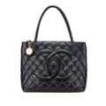 Pikkukuva 1 / 10: Pre-owned Chanel Caviar Medallion Tote Black