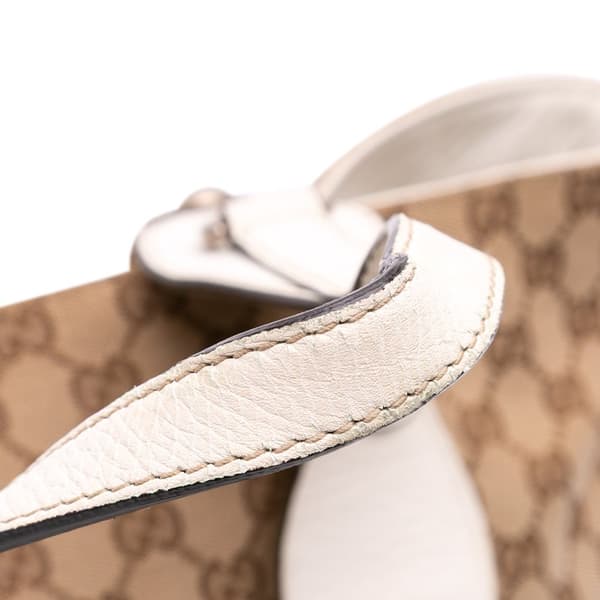 Pre-owned Gucci Medium GG Canvas Icon Bit Tote Brown