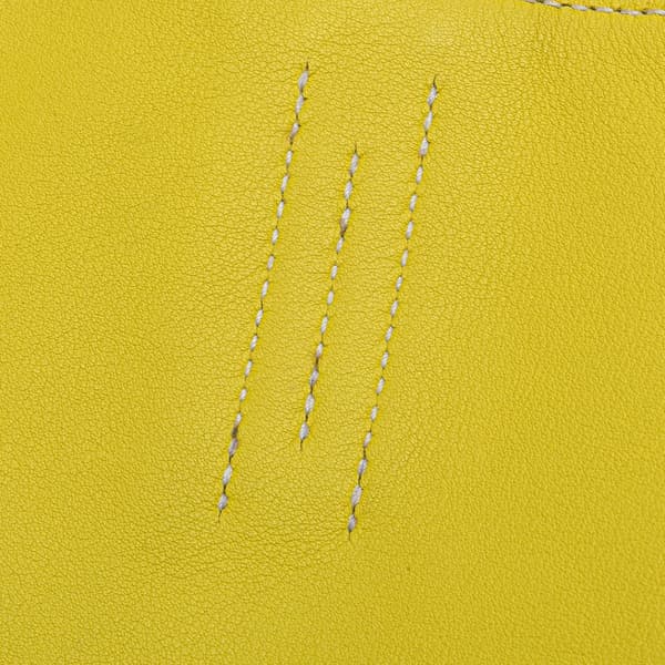 Pre-owned Hermès Swift and Veau Sikkim Double Sens 28 Yellow
