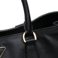 Miniatyrbild 9 av 10: Pre-owned Prada Large Saffiano Lux Galleria Tote Black