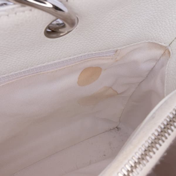 Pre-owned Chanel Caviar Grand Shopping Tote White