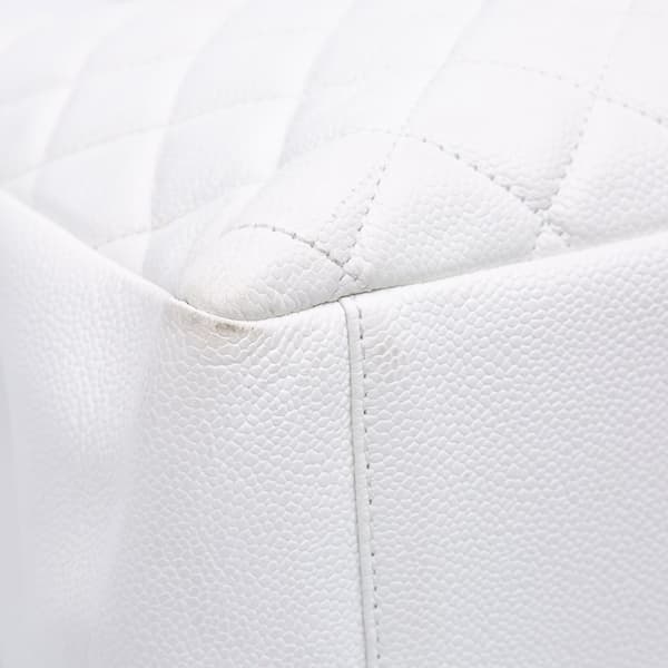 Pre-owned Chanel Caviar Grand Shopping Tote White
