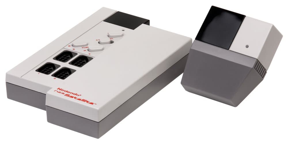 NES Satellite 4 Player Wireless Adapter - NES - No Cardboard