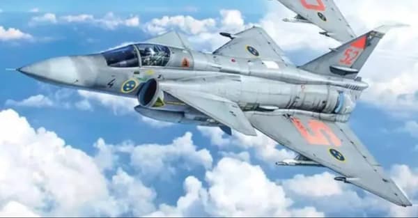 ITALERI SAAB JA 37 Jaktviggen byggemodel