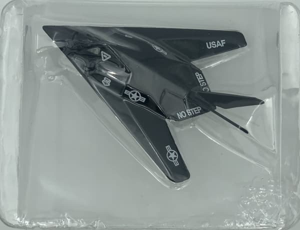 Lockheed Martin F-117 Nighthawk fly 4,5" 11,5 cm METAL Motormax ÆSKE