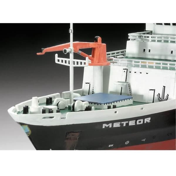 Båtmodell - REVELL - Tyskt forskningsfartyg Meteor - 181 delar - skala 1/300