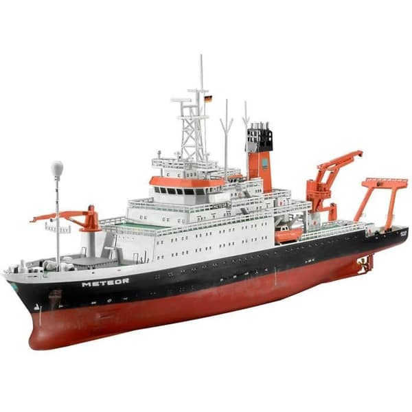 Båtmodell - REVELL - Tyskt forskningsfartyg Meteor - 181 delar - skala 1/300