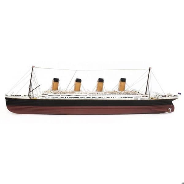 Modellbåt i trä: RMS Titanic