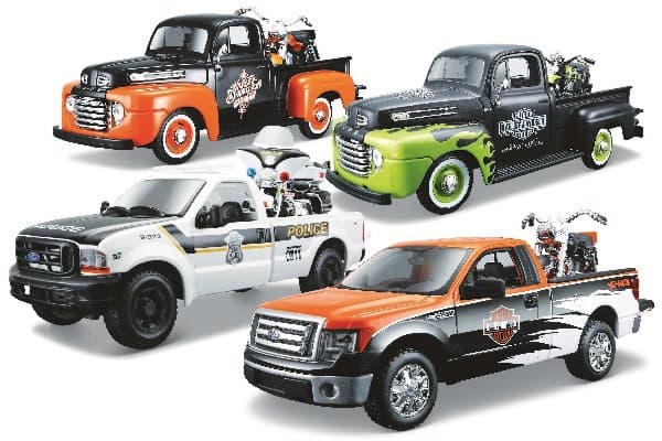 Revell Harley-Davidson pick-up w/motor cycle 1:24 ass.