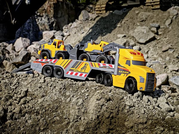 Mack/Volvo Långtradare med Anläggningsfordon 70 cm  Dickie Toys