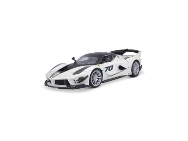 BBURAGO Ferrari FXX-K EVO 1:18 weiss, Superbil, Montert på forhånd, 1:18, Ferrari FXX-K EVO, Alle kjønn, Metall, Plast