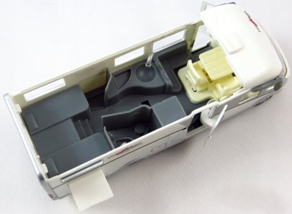 Hipo Auto Camper Carthago 17cm med lys HKG067 pris for 1 stk