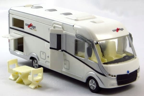 Hipo Auto Camper Carthago 17cm med lys HKG067 pris for 1 stk
