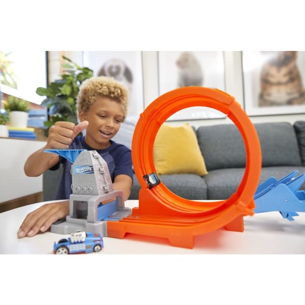 Drift Loop Hot Wheels