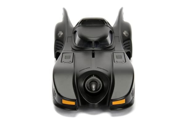 Batman Batmobile figuurilla Metal 1:24