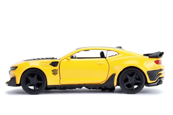 Transformers Bumblebee 2016 Chevy Camaro 1:32