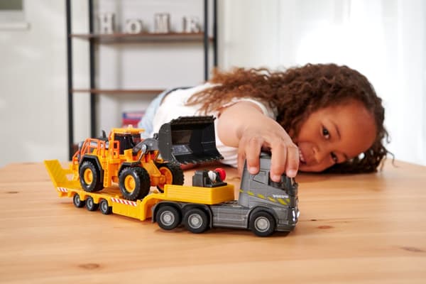 Volvo FH-16 Lastbil med L350H Hjullastare, Majorette Grand Series