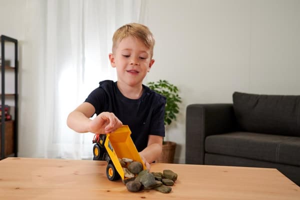 Majorette Volvo Dumper med lyd og lys