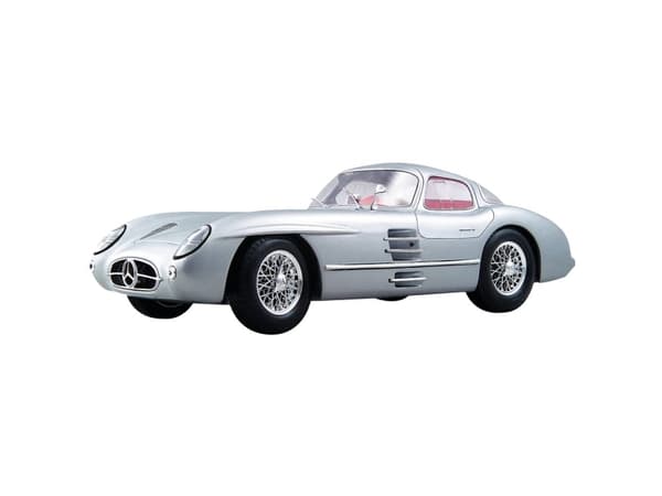 Maisto Mercedes 300SLR Uhlenhaut Coupe 1955, Silber 1:18 Modelbil