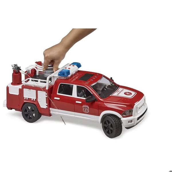 Insatsfordon för brandkår: RAM 2500 med ljud- och ljusmodul