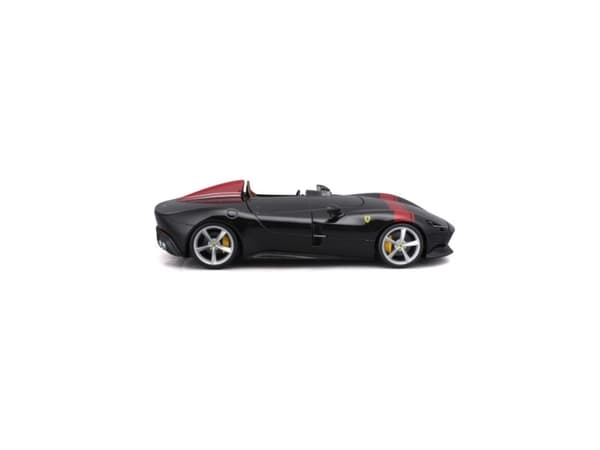 Bburago Ferrari R&amp;P Monza SP1, musta/rot 1:20 Modelbil